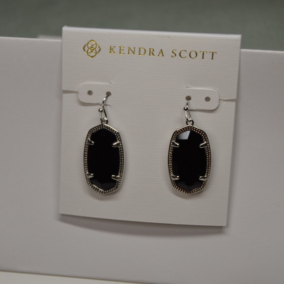 Kendra Scott ‘Elle Silver Drop Earrings in Black Opaque Glass’ brand new - Picture 2 of 14